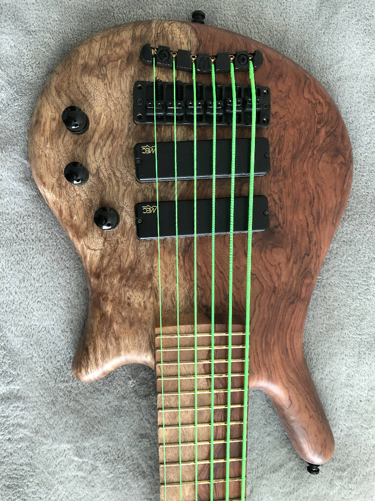 Warwick Custom Shop / Masterbuilt Thumb 6 string NT