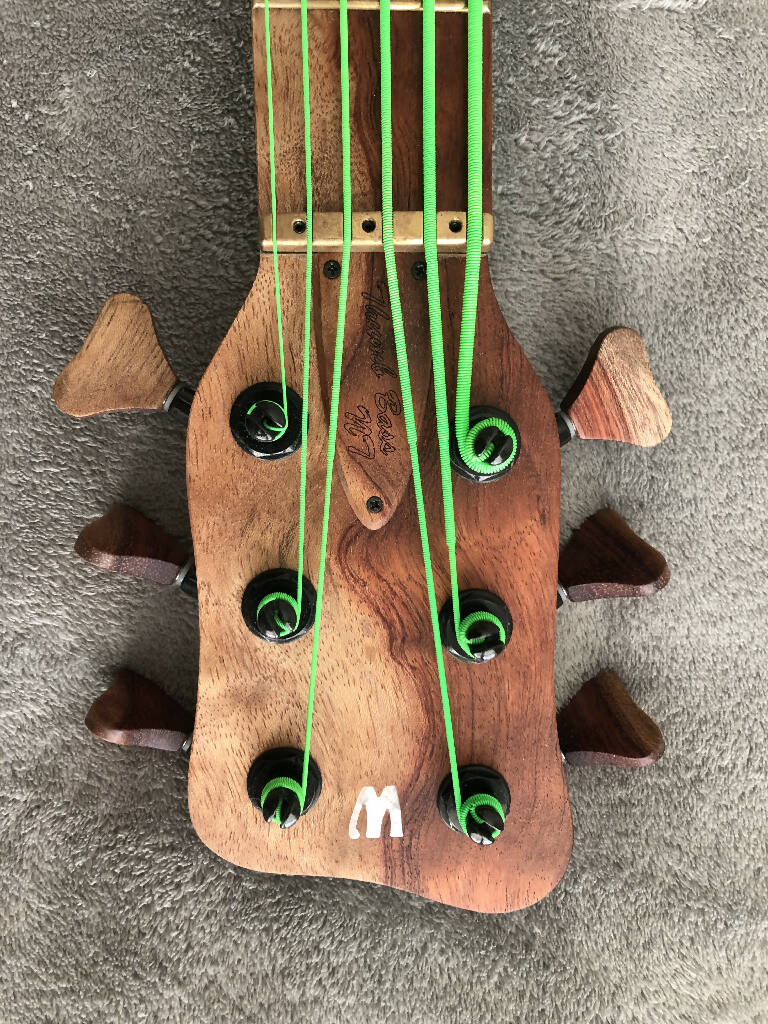 Warwick Custom Shop / Masterbuilt Thumb 6 string NT