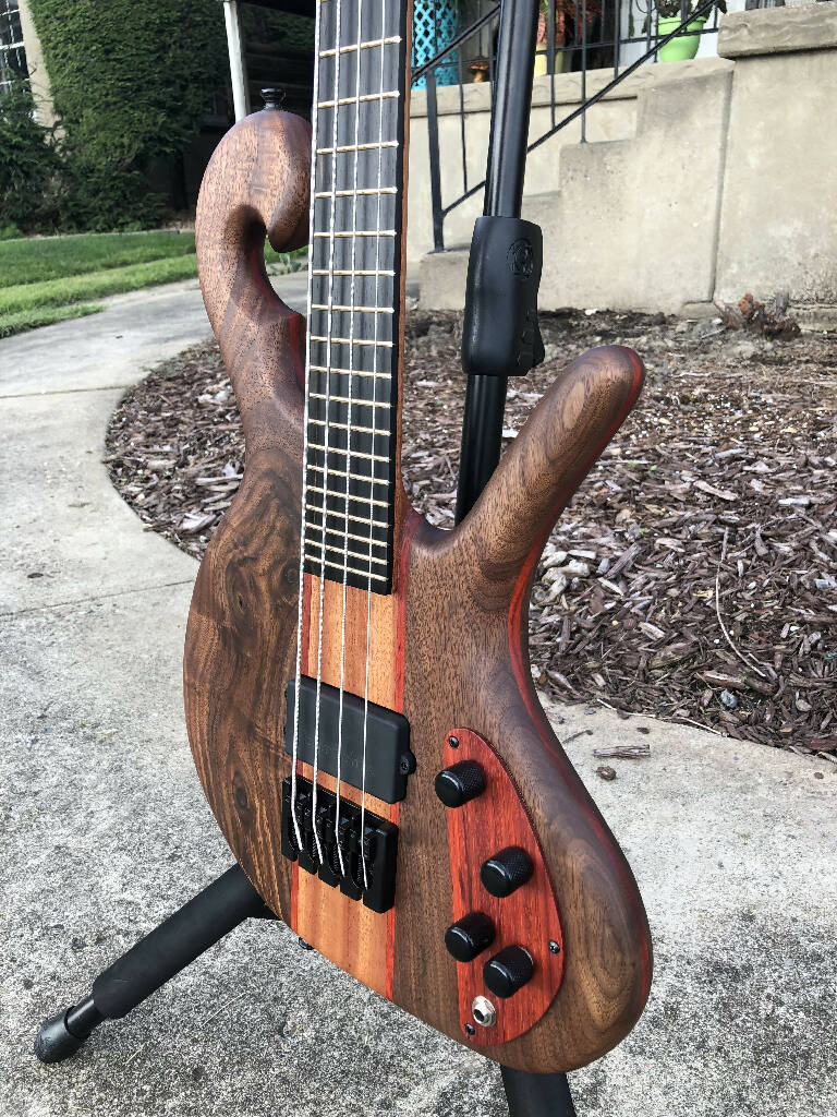 Beardly Customs Bass
